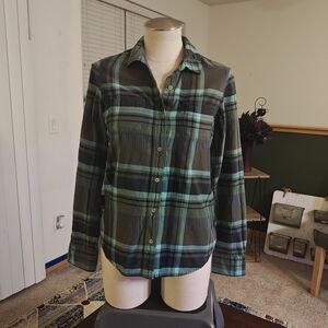 The North Face Green Plaid Women's Button Down Shirt